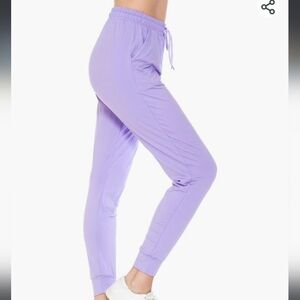 Amazon Essentials Women's Jogger Pants Elastic waist Size XL Purple Lilac